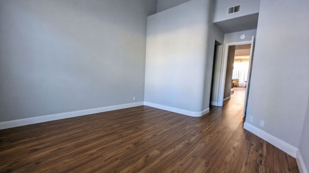 Primary bedroom, empty